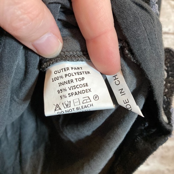 Fantazia Top Womens Medium Gray Mesh Floral Embroidered Lagenlook Boho Flowy - Picture 4 of 13